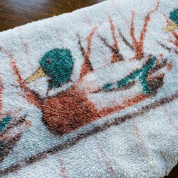 Vintage Duck Towel Set 🦆 - Picture 6 of 9